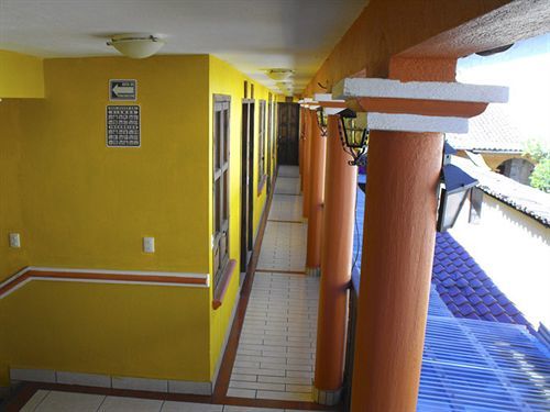 Hotel Arcos Del Carmen San Cristóbal de Las Casas Dış mekan fotoğraf